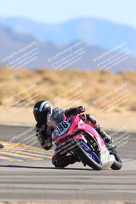 media/Jan-10-2025-CVMA Friday Practice (Fri) [[489e0da257]]/Group 4 and Trackday/Session 4 (Turn 16)/